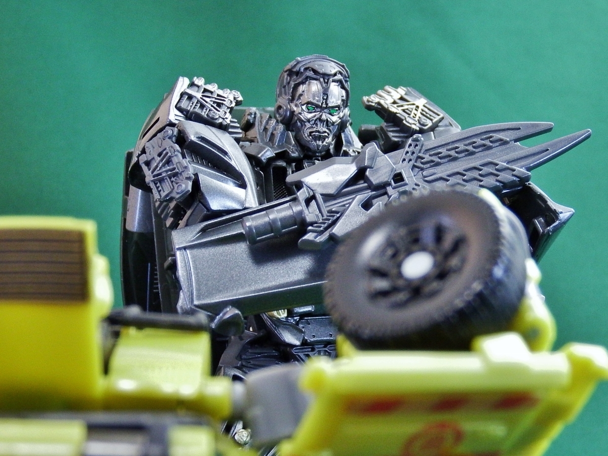 トランスフォーマースタジオシリーズ SS-10 ロックダウン - 多々買いは