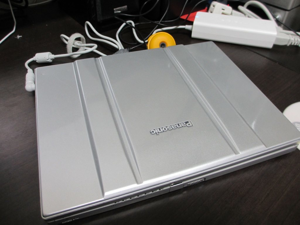 Let's Note CF-W2 (2004) - みーのぺーじ