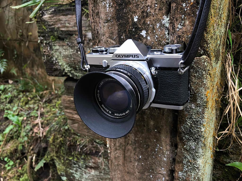 OLYMPUS M-1とG.Zuiko Auto-W 28mm f3.5で養老渓谷の弘文洞跡を撮っ