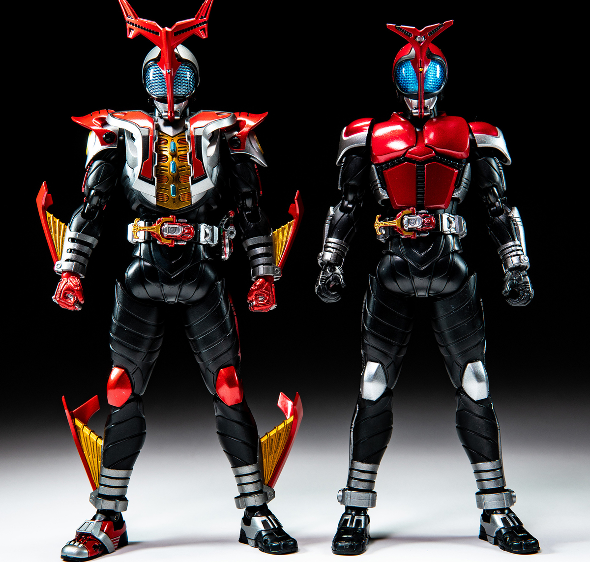 S.H.Figuarts 真骨彫製法 仮面ライダーカブト ハイパーフォーム