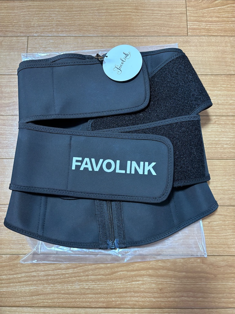 レビュー評価】 あなたはどっちを選ぶ？「ビキニ女王」安井由梨監修