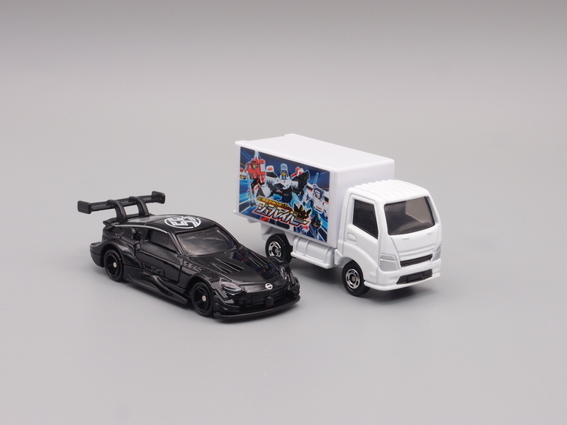 2025年 株主優待限定企画セット トミカ - 手取り13万だけどFDとか玩具とか