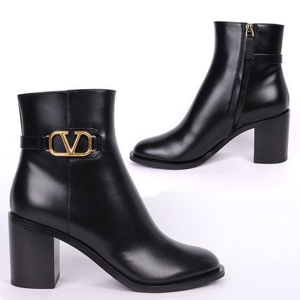 バレンティノ エナメル黒 光沢 ジッパーショートブーツ VALENTINO