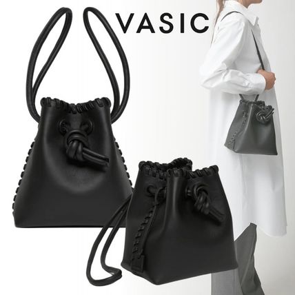 巾着 ブラック（黒）系 VASIC(ヴァジック) - ブランド通販のBUYMA
