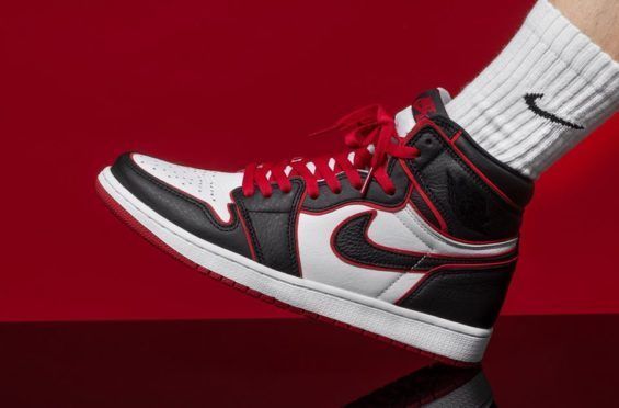 ナイキ】エアジョーダン1 レトロ ハイ OG【ブラッドライン】 (Nike