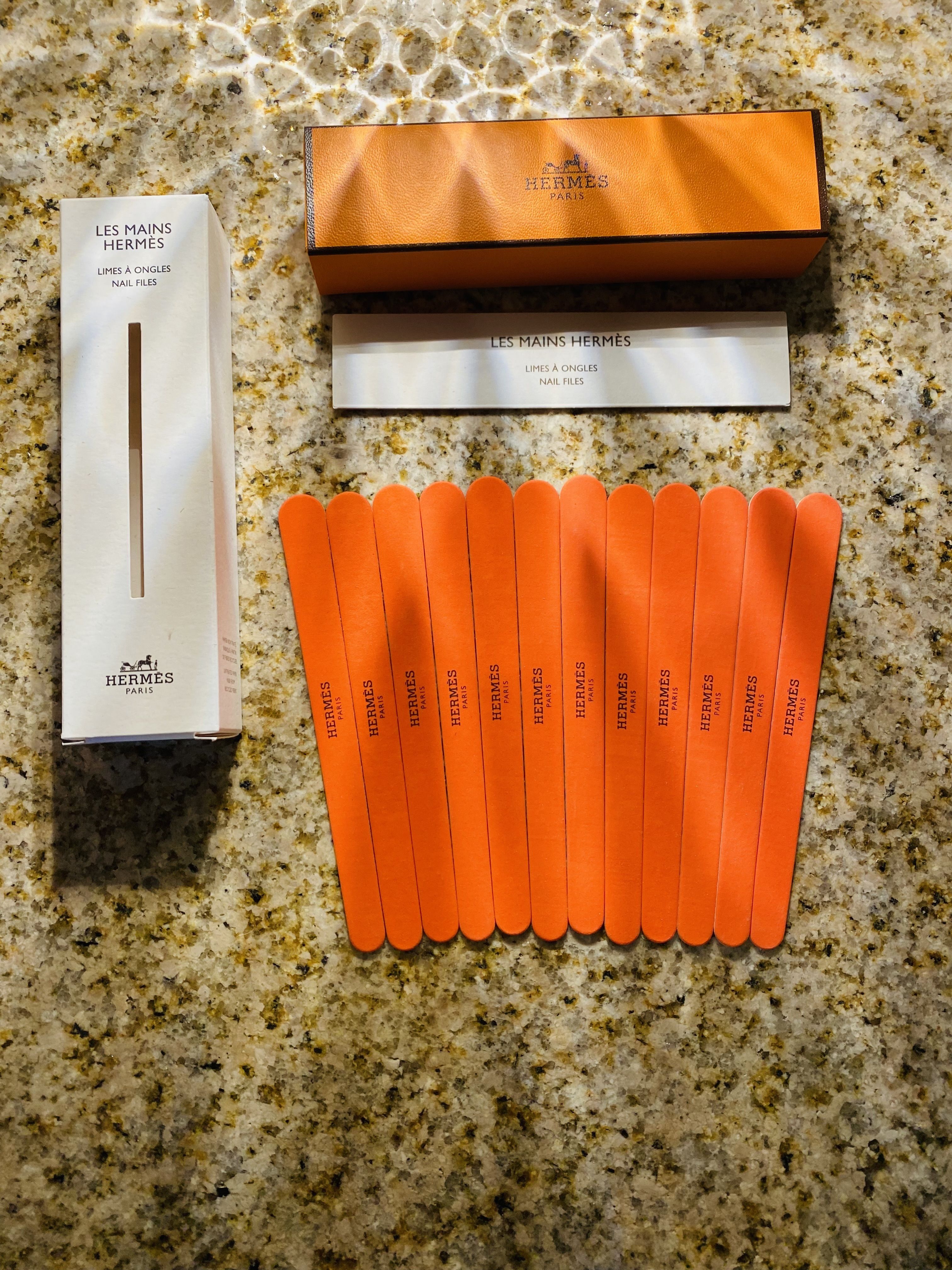 HERMES エルメス レ マン エルメス ネイルファイル 12枚 (HERMES