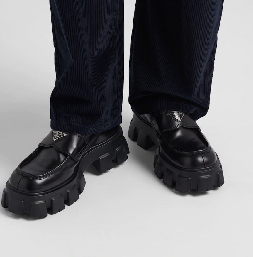 PRADA PRADA モノリス ブラッシュド レザー ローファー モノリス