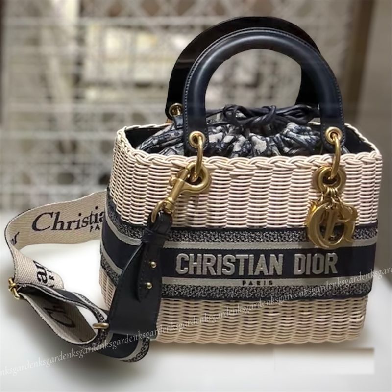 DIOR☆LADY DIOR ミディアム バッグ / ウィッカー☆すぐ届く！ (Dior