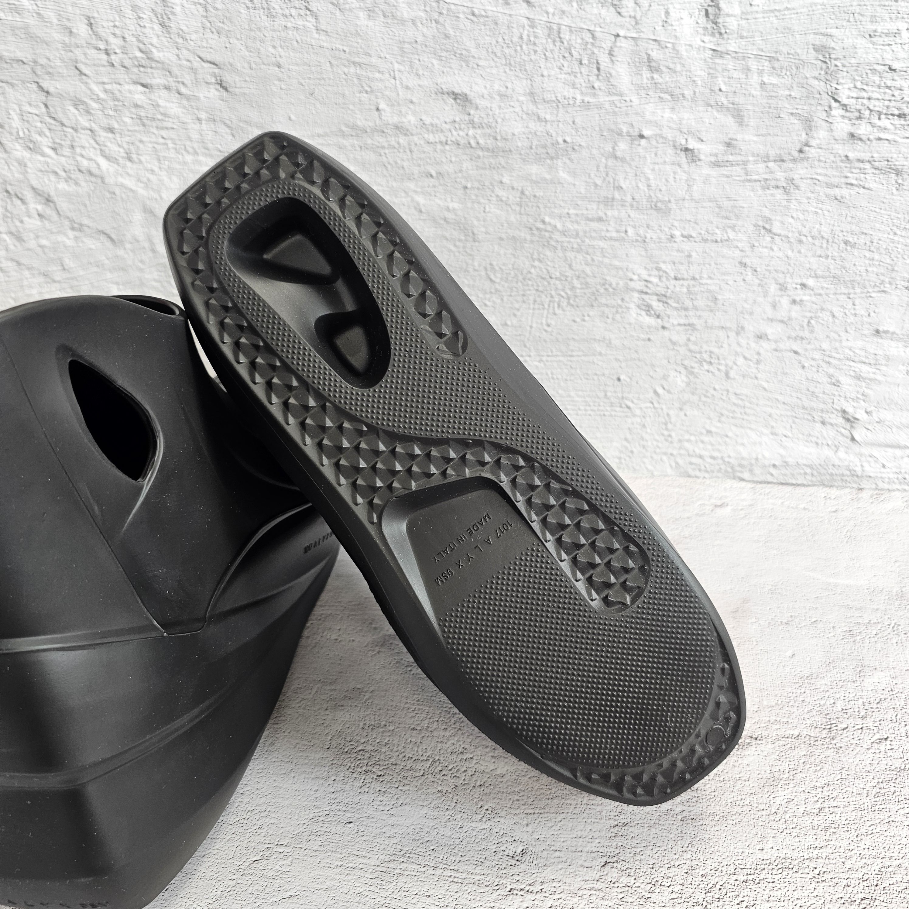 ☆送料・関税込☆1017 ALXY 9SM☆RUBBER ANKLE BOOTS☆ (ALYX/ブーツ