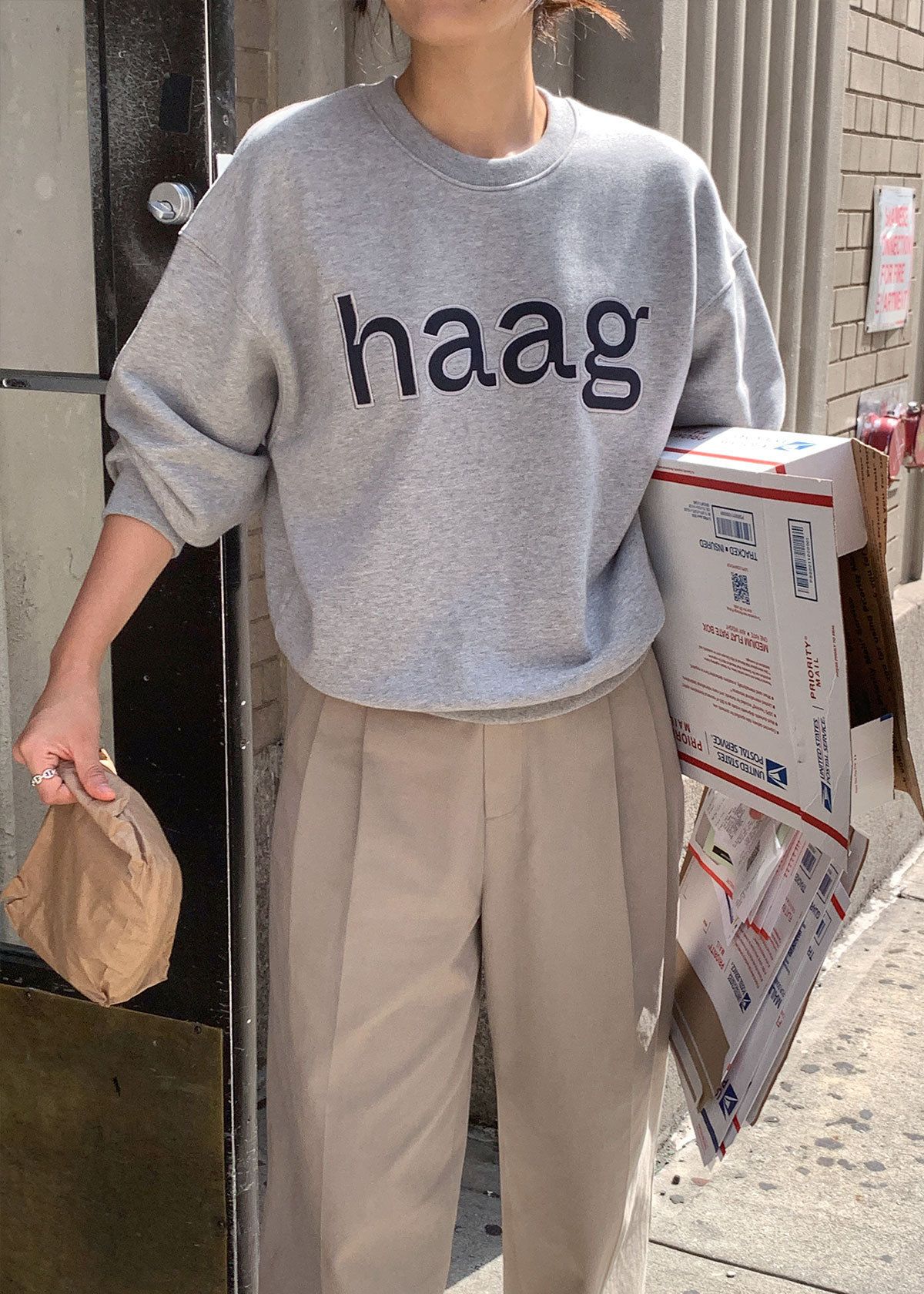 韓国 haag》a birthday sweatshirt(grey) ヘイグ スウェット (haag