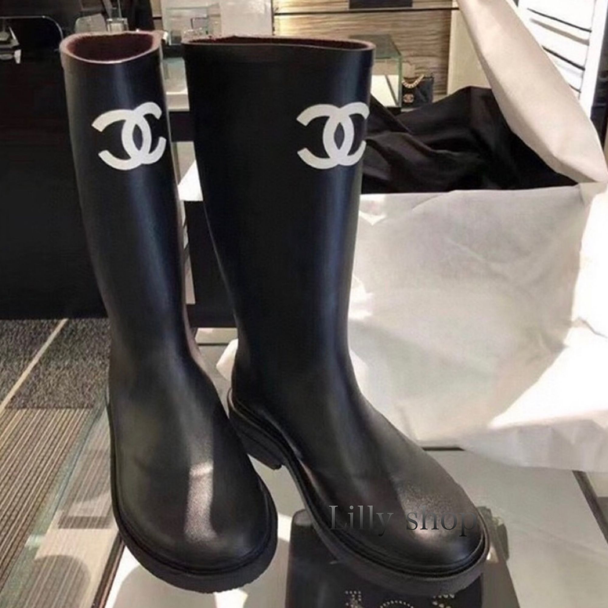 雨の日もお洒落に可愛く♡【CHANEL】レインブーツ (CHANEL/レイン