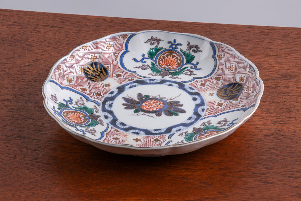 古伊万里 染錦 柘榴更紗文 七寸皿 明治時代 E636 | iichi 日々の暮らし