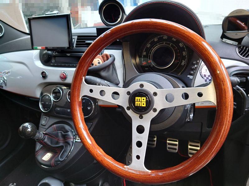 momo HL-05 HERITAGE LINE INDY のパーツレビュー | 500