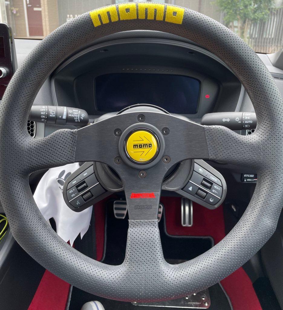 momo Competition Steering Wheel のパーツレビュー | シビックタイプR