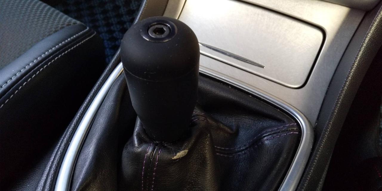 KAZAMA AUTO シリコンシフトノブ のパーツレビュー | スカイライン