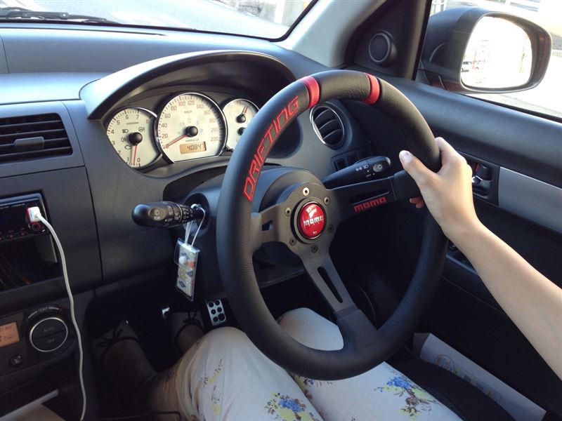 momo Drifting 33φ のパーツレビュー | スイフトスポーツ(ふなん