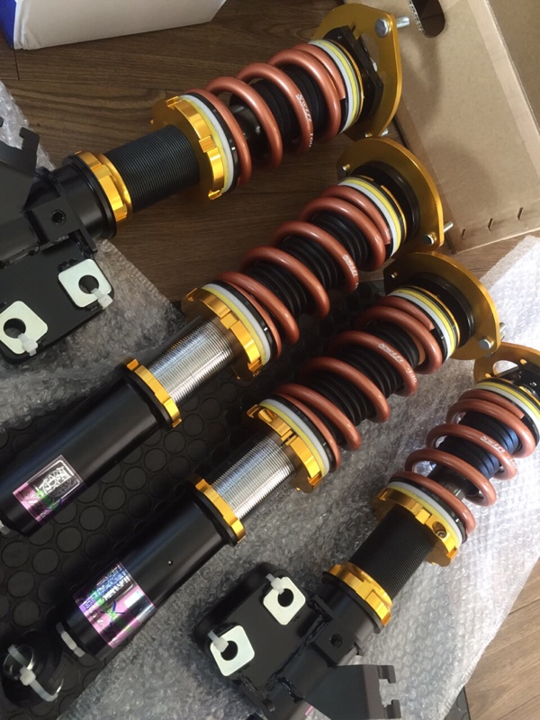 日正タイヤ 日正タイヤ ワンオフ車高調 のパーツレビュー | シルビア