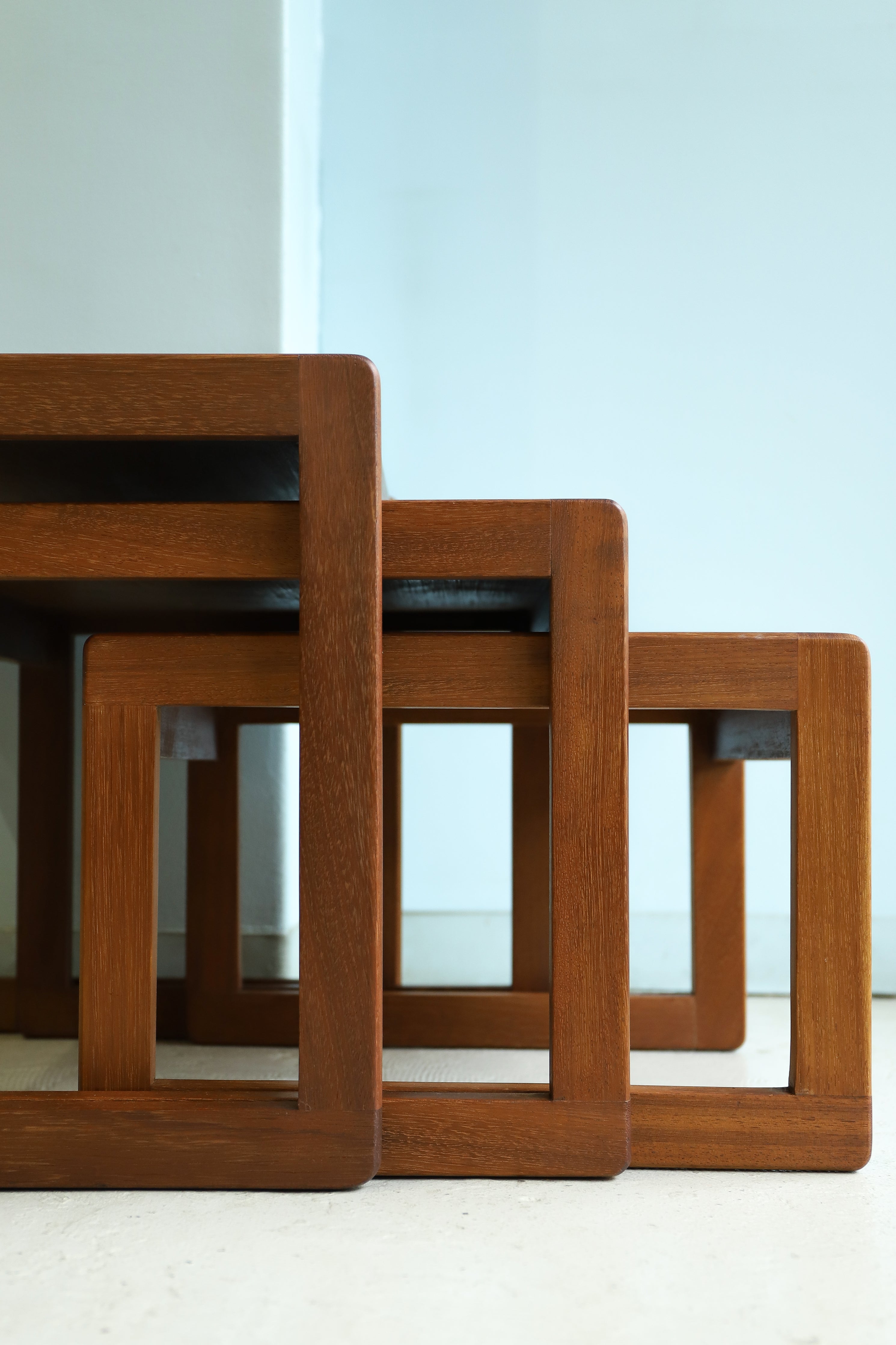 イギリスヴィンテージ ネストテーブル サイドテーブル チーク材/UK