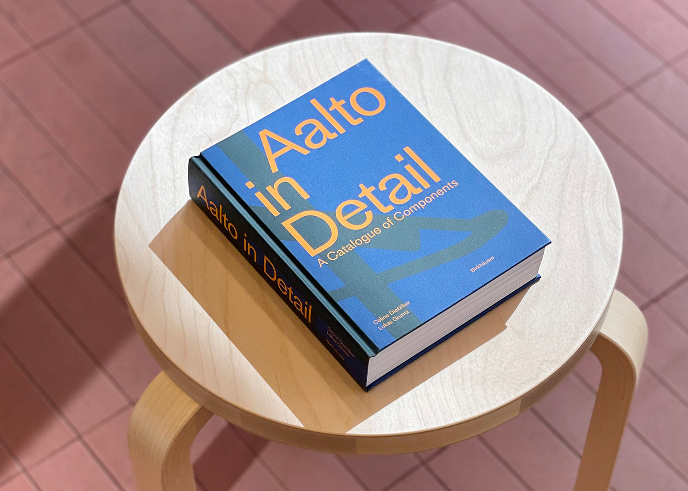 Posters & Books 暮らしと住まいにデザインを – Artek Tokyo Store