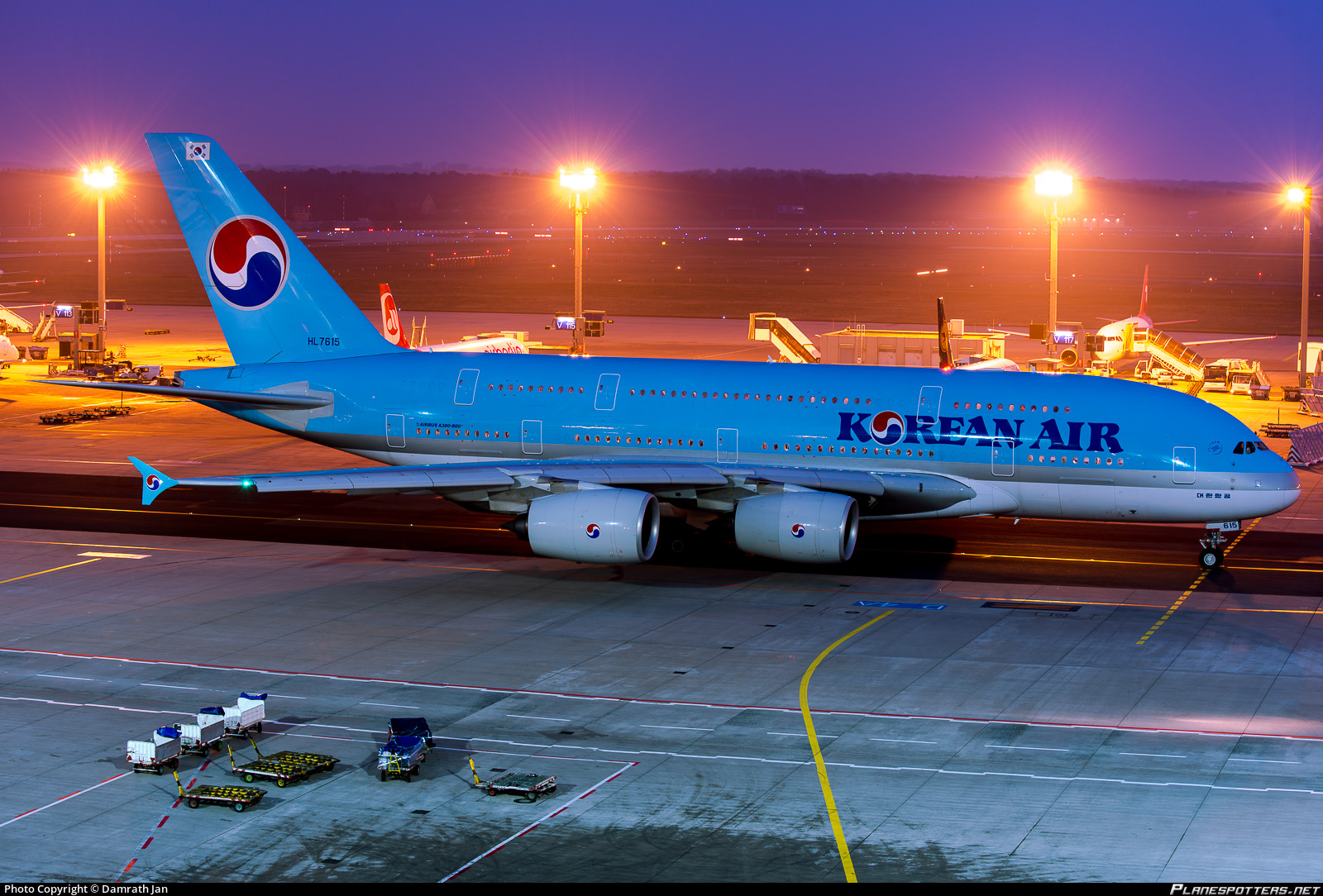 HL7615 Korean Air Airbus A380-861 Photo by Damrath Jan | ID 376775