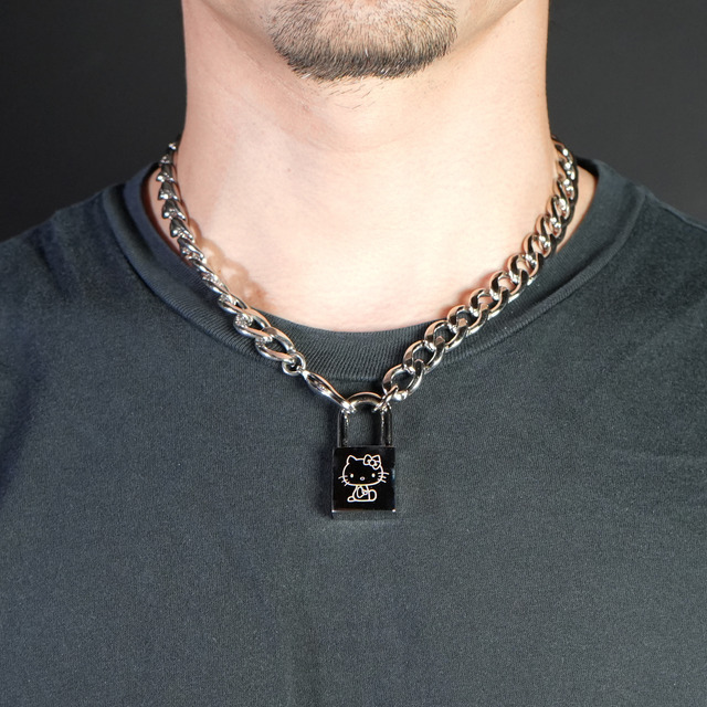 サンリオ」ハローキティ×PUNKのアクセサリーが登場♪「Kawaii」と