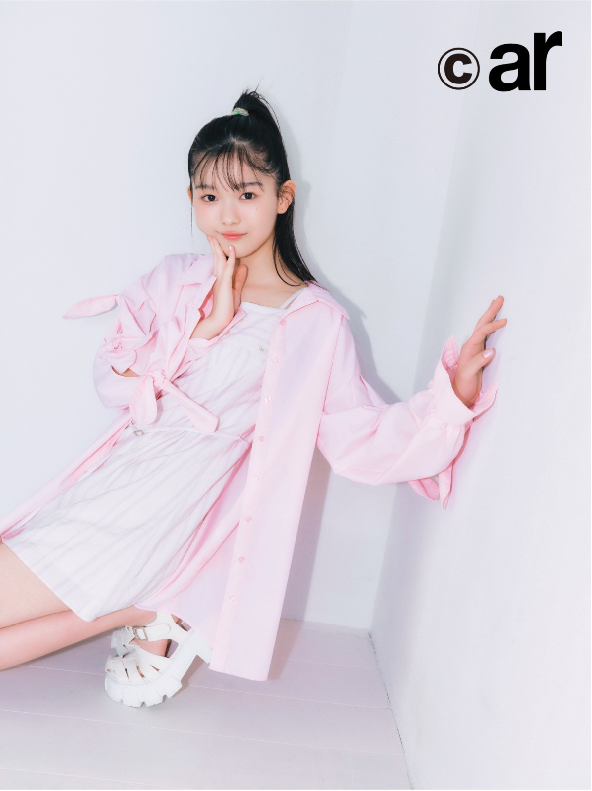 画像・写真 | 櫻坂46山川宇衣、人生初ファッション誌撮影 さくら色の