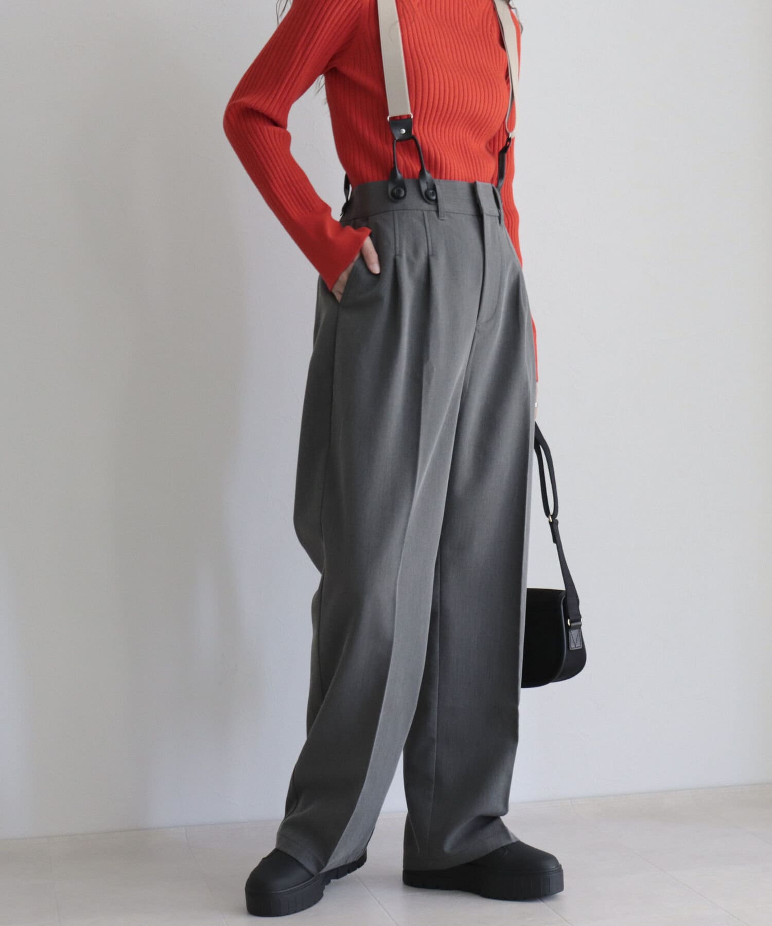 サスペンダー付きパンツ | FREDY & GLOSTER(フレディ アンド