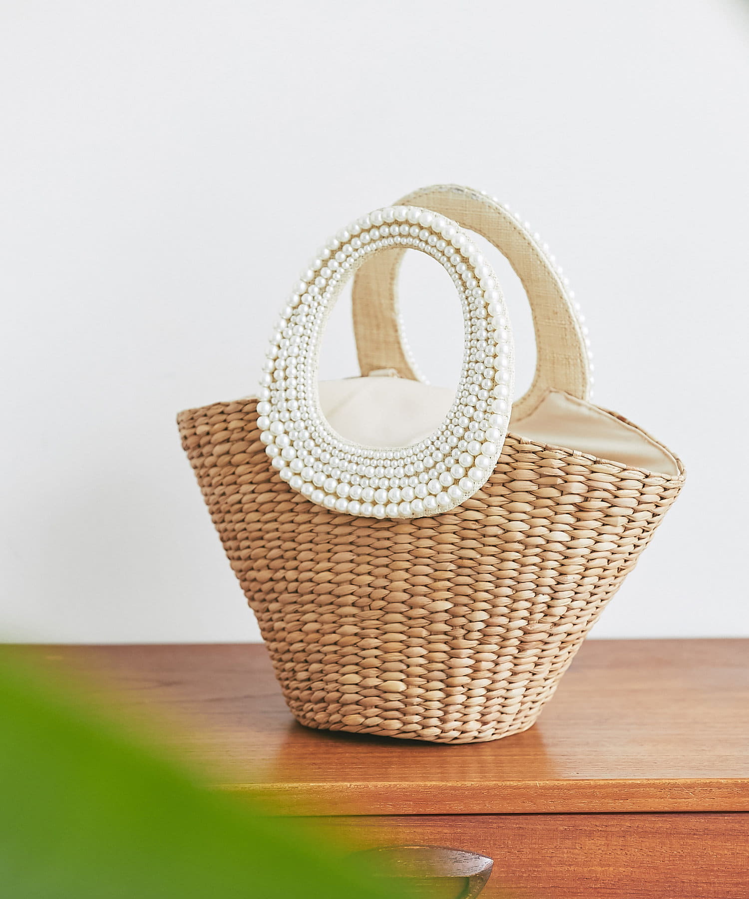 待望の復刻！最強モテバッグ】パールハンドルバスケットS チェーン付