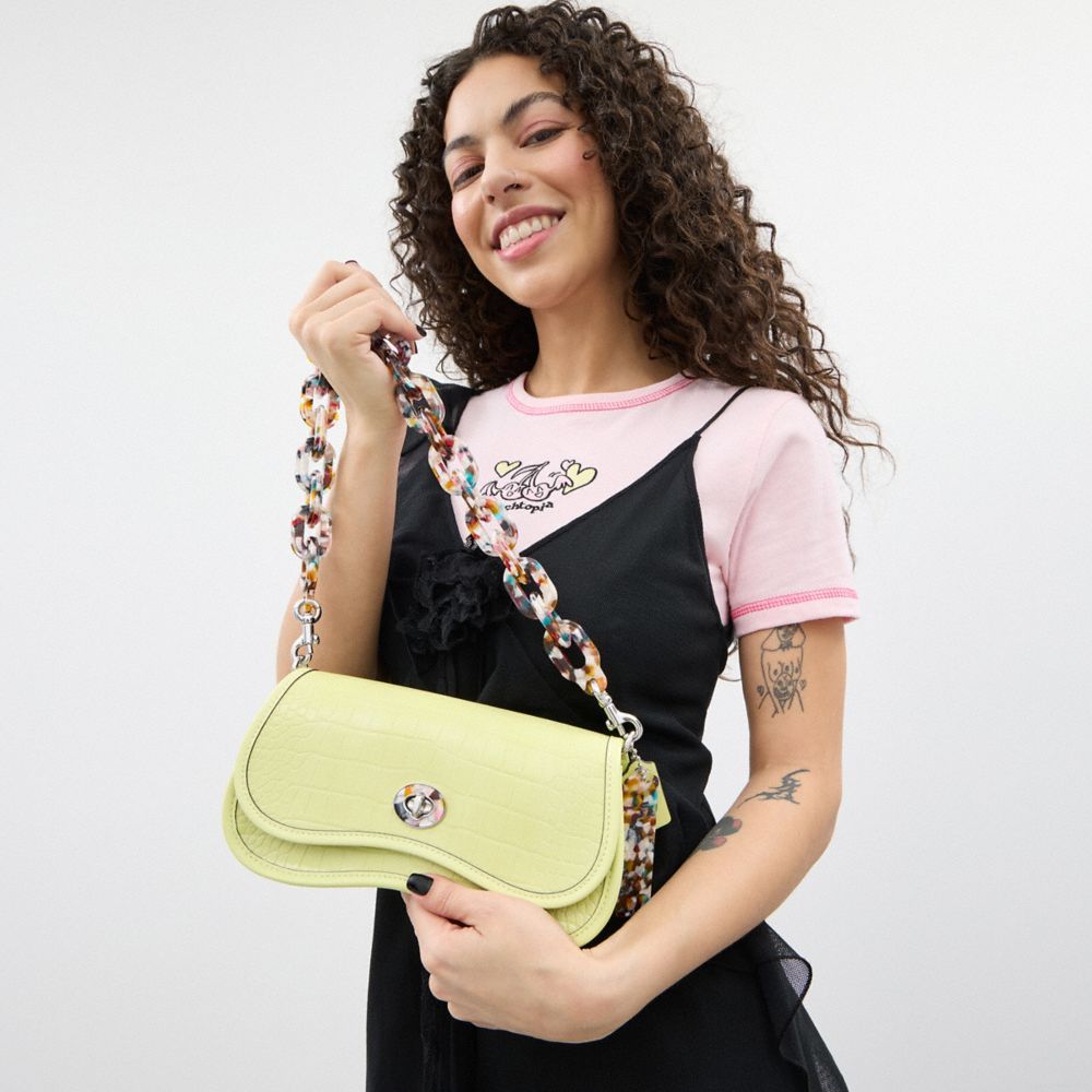 公式】COACH – コーチトピア™ | ウェイビー ディンキー バッグ・クロコ