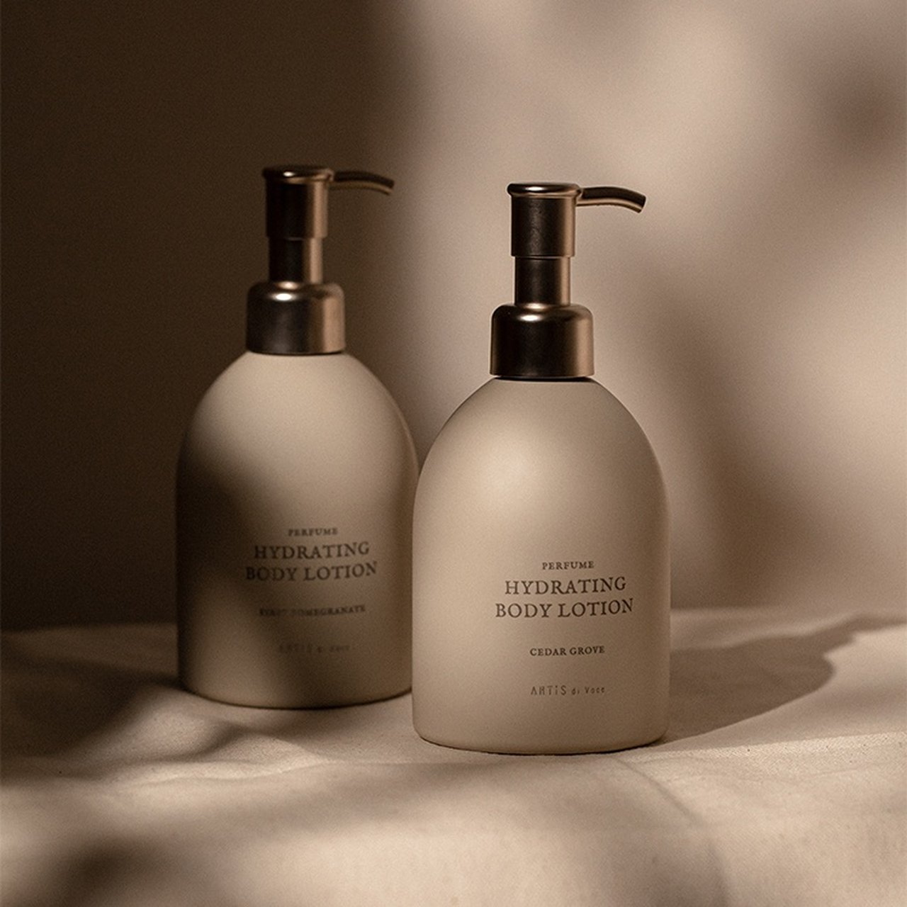 ハイドレーティングボディローション 300g 3304 MUSK LAND | ARTiS di