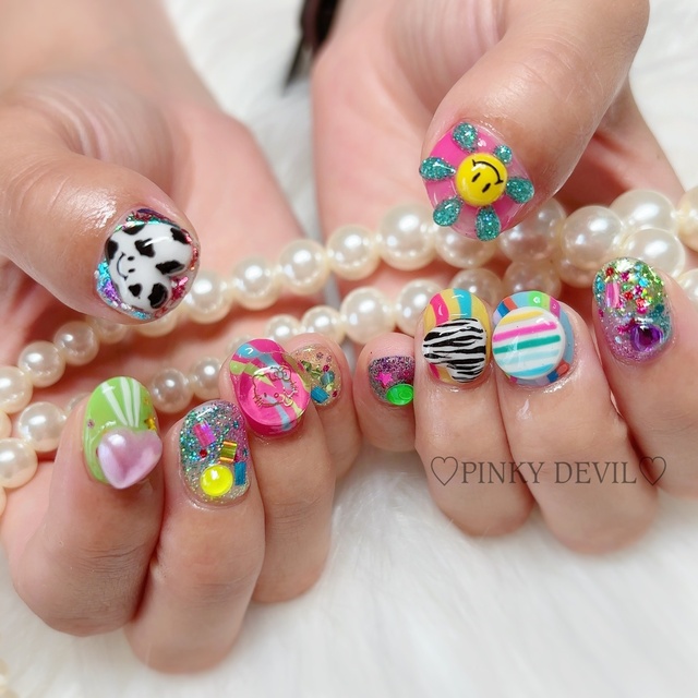 PINKY DEVIL｜苫小牧のネイルサロン｜ネイルブック