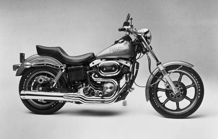 イベント】ハーレーの「新旧ローライダー」がヨコハマに集結！ 12/1は