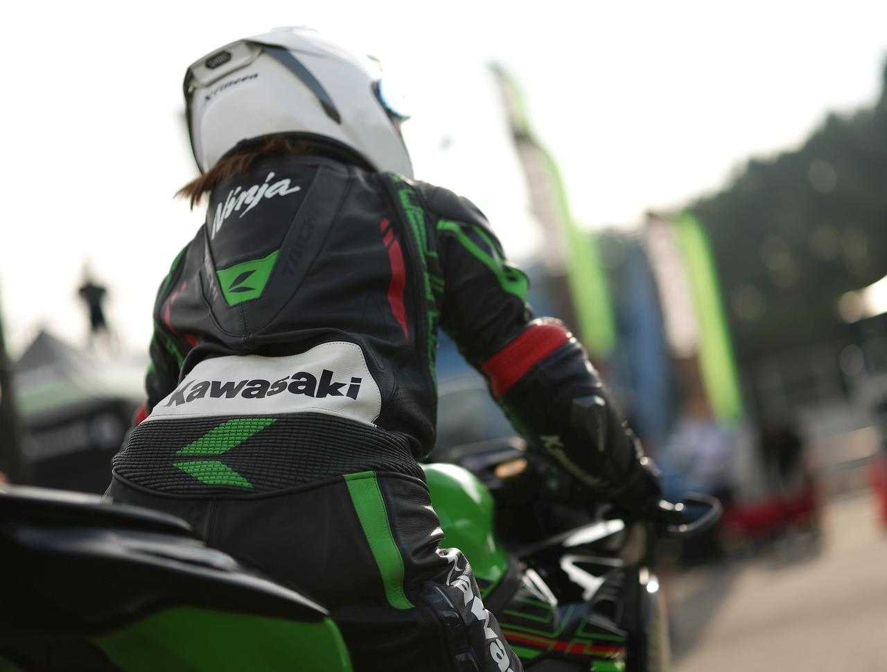 Ninja ZX-25Rの女性オーナーさん必見！ Ninja Team Green Cupの