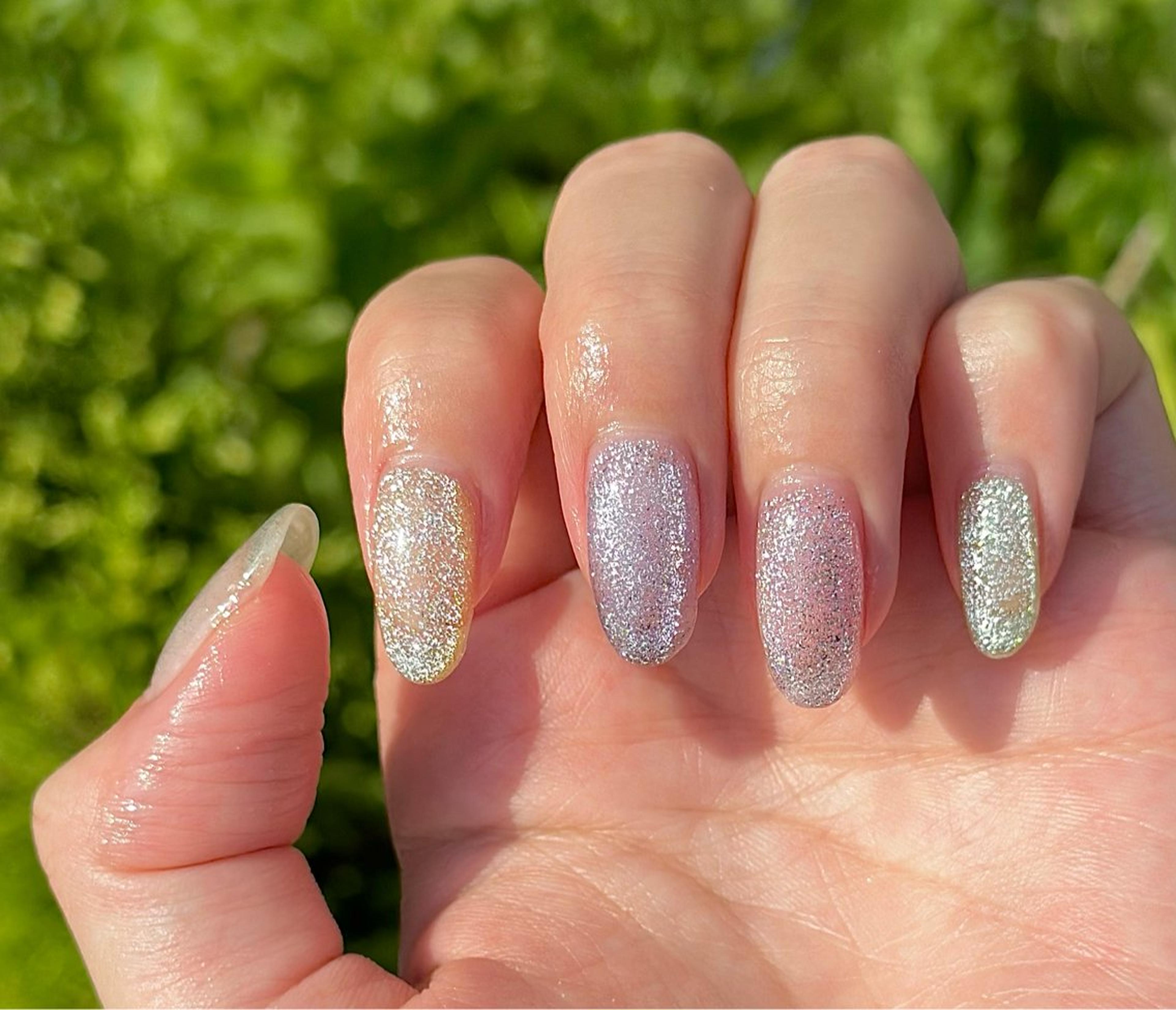 enoi新商品 プラチナマグネットジェルです 全色入荷中ですので、気に