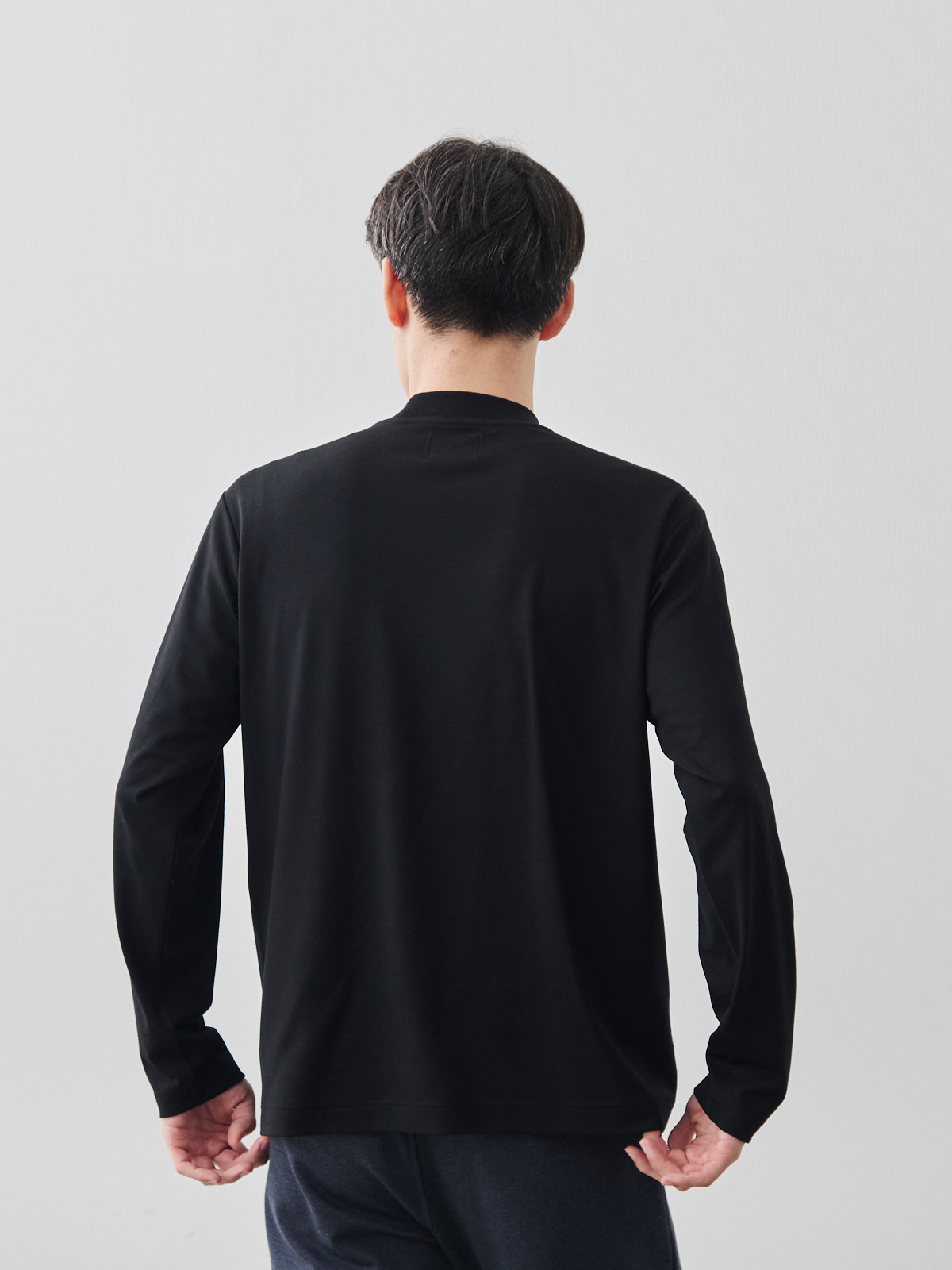 Jacket Fit 洗えるモックネックニット/高密度リュクスウール/ブラック