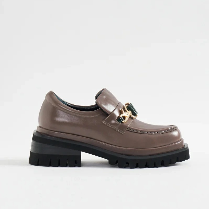 送料無料】2025秋冬新作 MANA マナ ローファー ダブルフック 厚底 本革