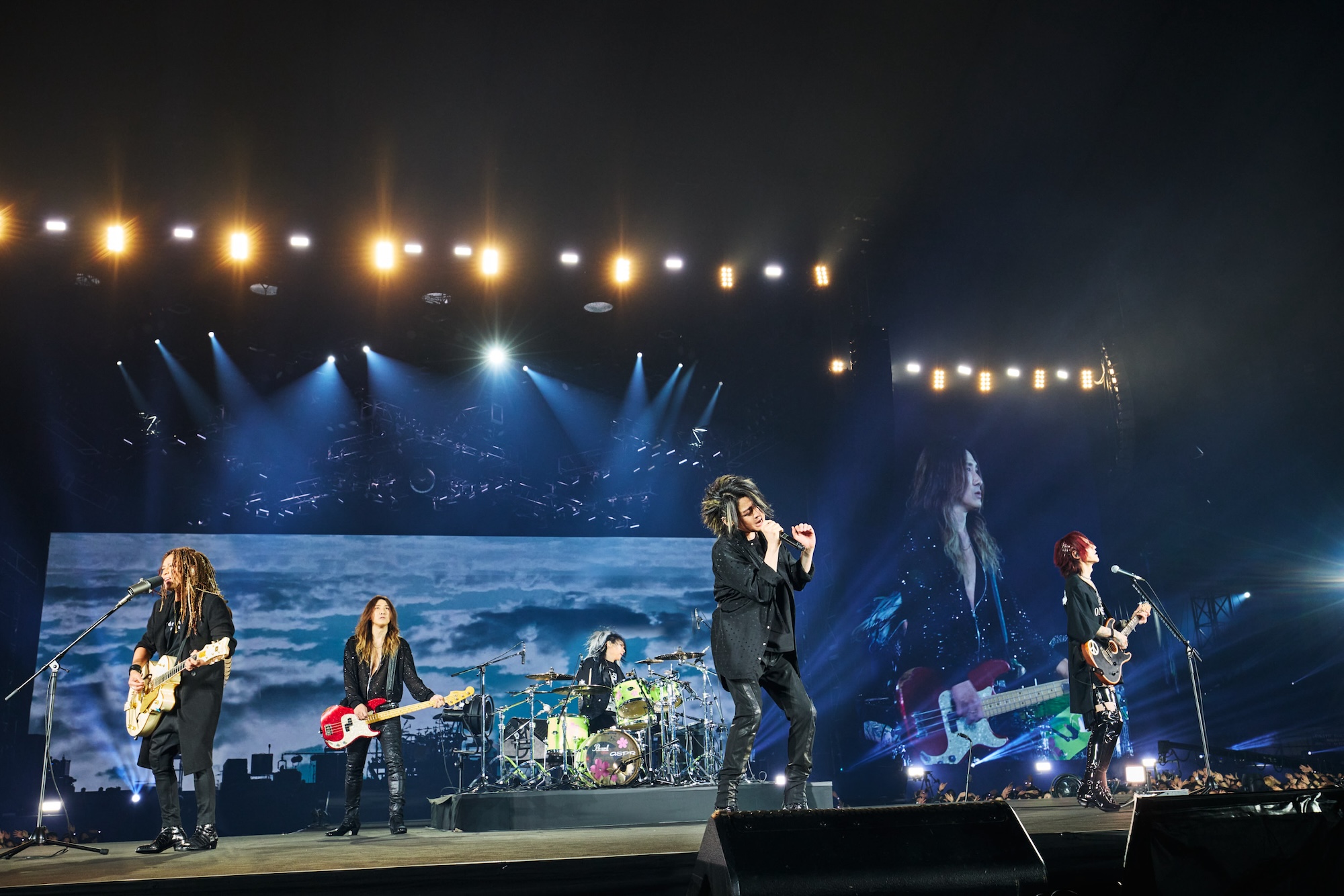 ライブレポート | LUNA SEA LUNATIC TOKYO 2025-黒服限定GIG- - FenderNews