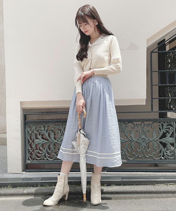 □フラワーカット釦Vネックニットカーディガン/an another angelus