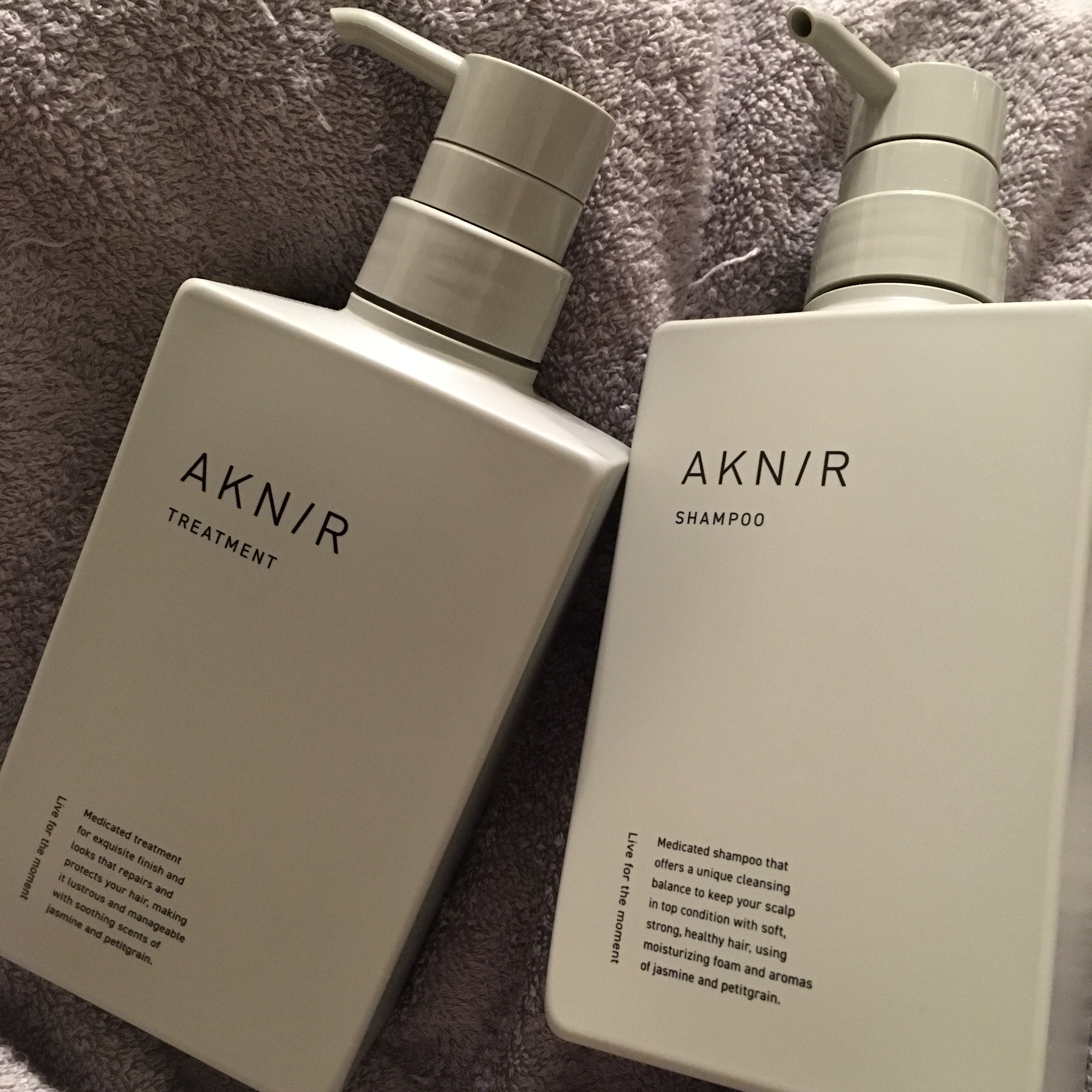 AKNIR(アクニー) / 薬用ヘアシャンプー＆トリートメント