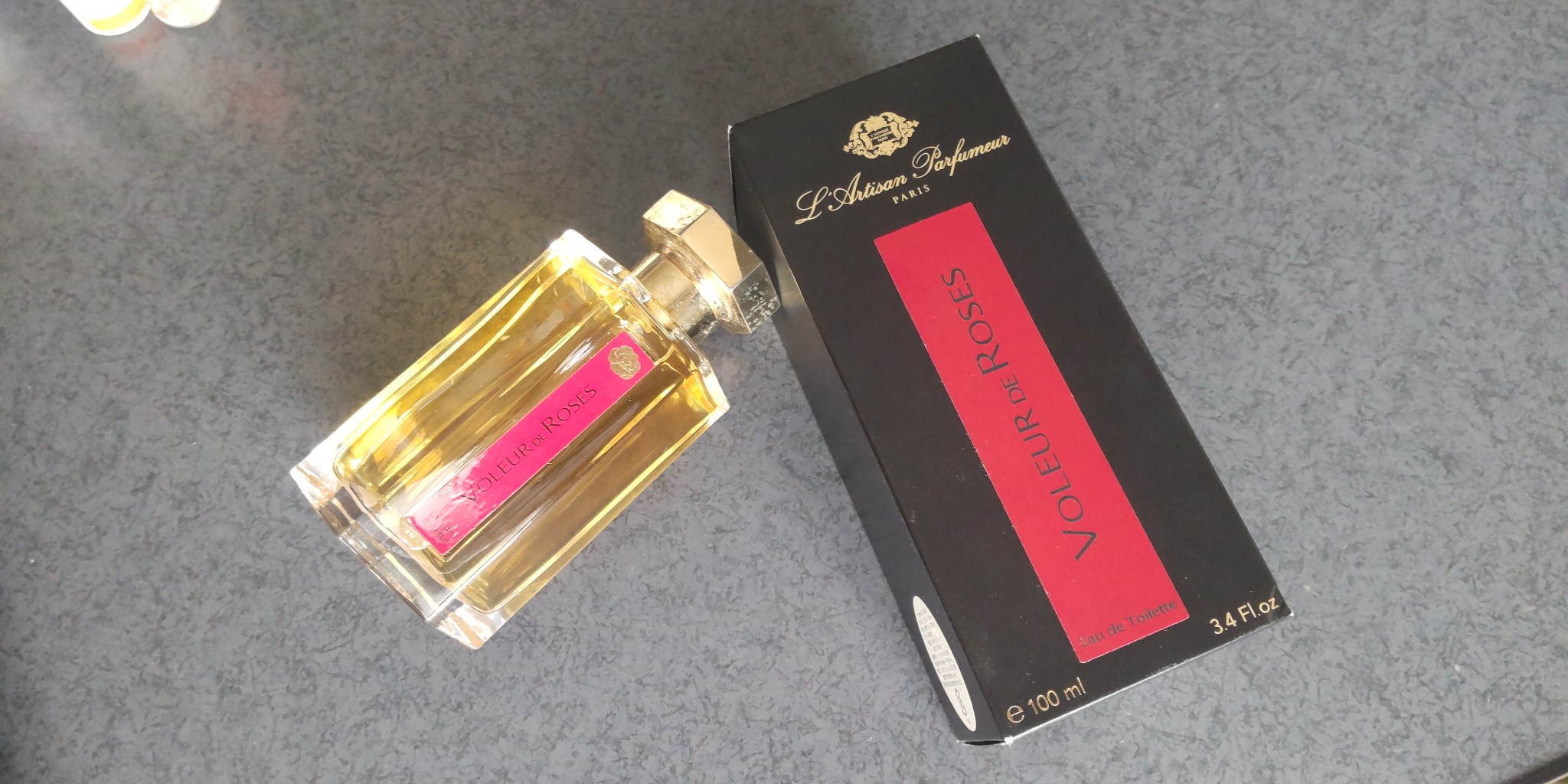 ラルチザン パフューム / ヴォルール ド ローズ(バラ泥棒