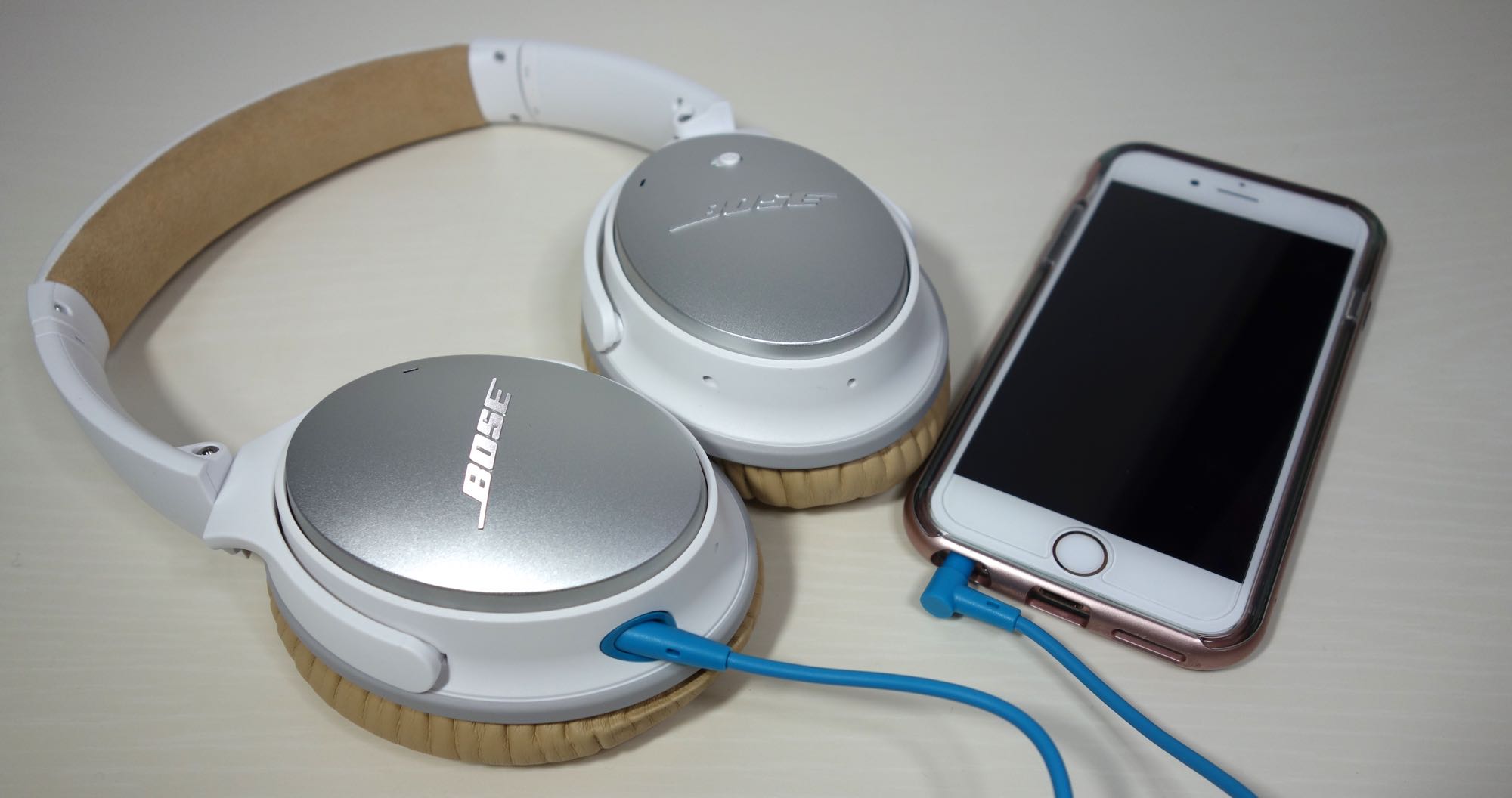 至高の静寂性と至福の装着感を兼ね備えたノイズキャンセリング