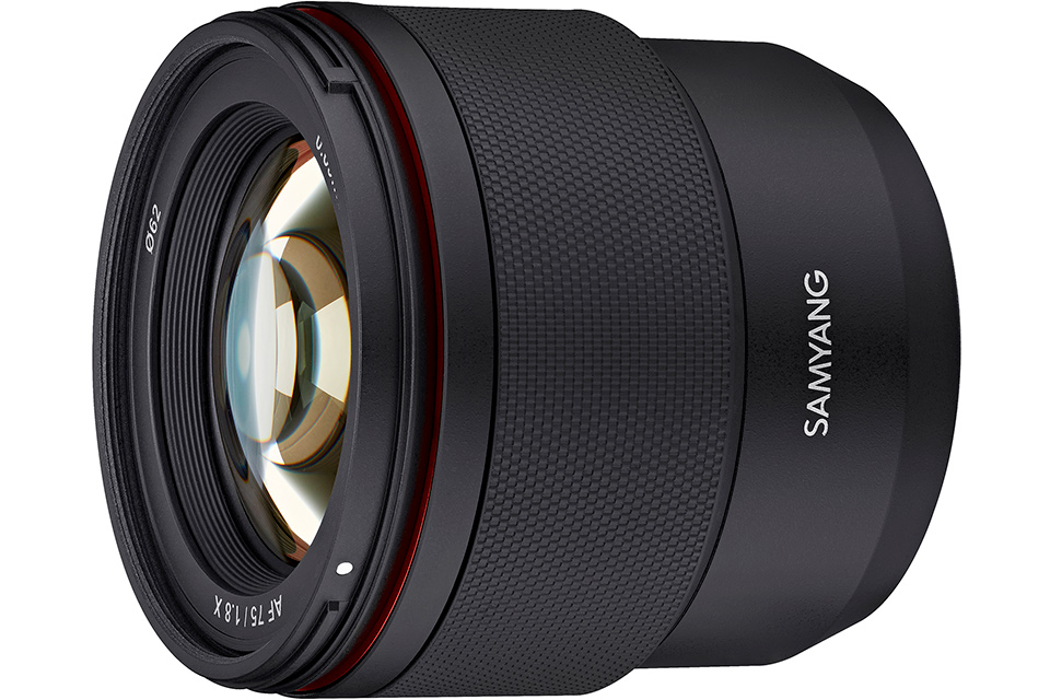 超軽量でコンパクトなXマウントの中望遠AFレンズ「SAMYANG AF 75mm F1