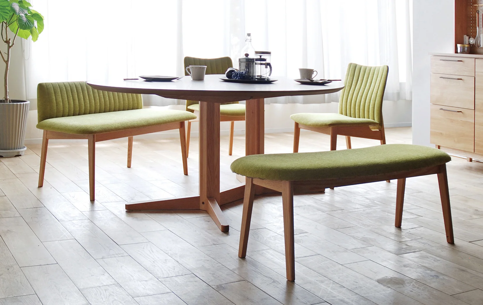 ミラージュ チェア | mirage | モリタインテリア工業 通販サイト