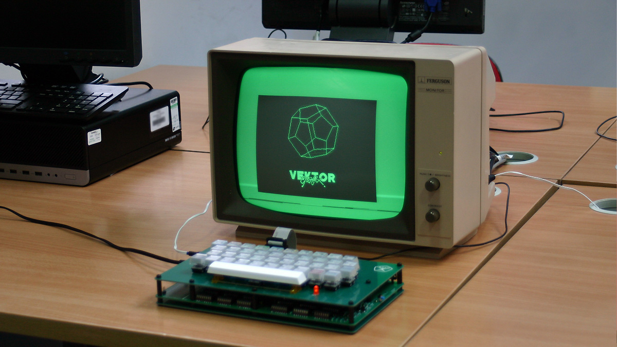 ZX Spectrum, Soviet Style: A 44-IC Clone You Can Build | Hackaday