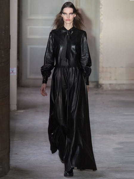 ヴェロニク・ブランキーノ(VERONIQUE BRANQUINHO)コレクション一覧