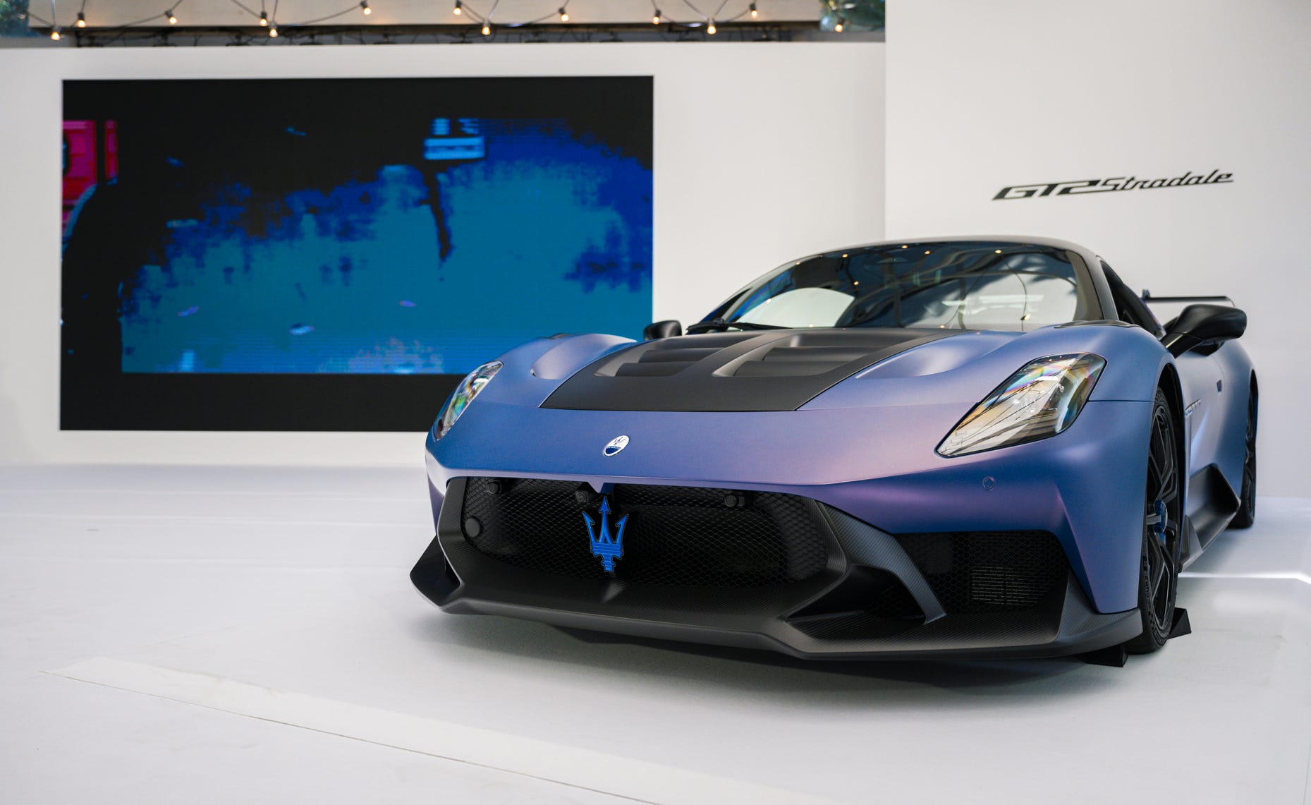 城田優も感嘆！ 創業110周年の「マセラティ」が新モデル、“GT2