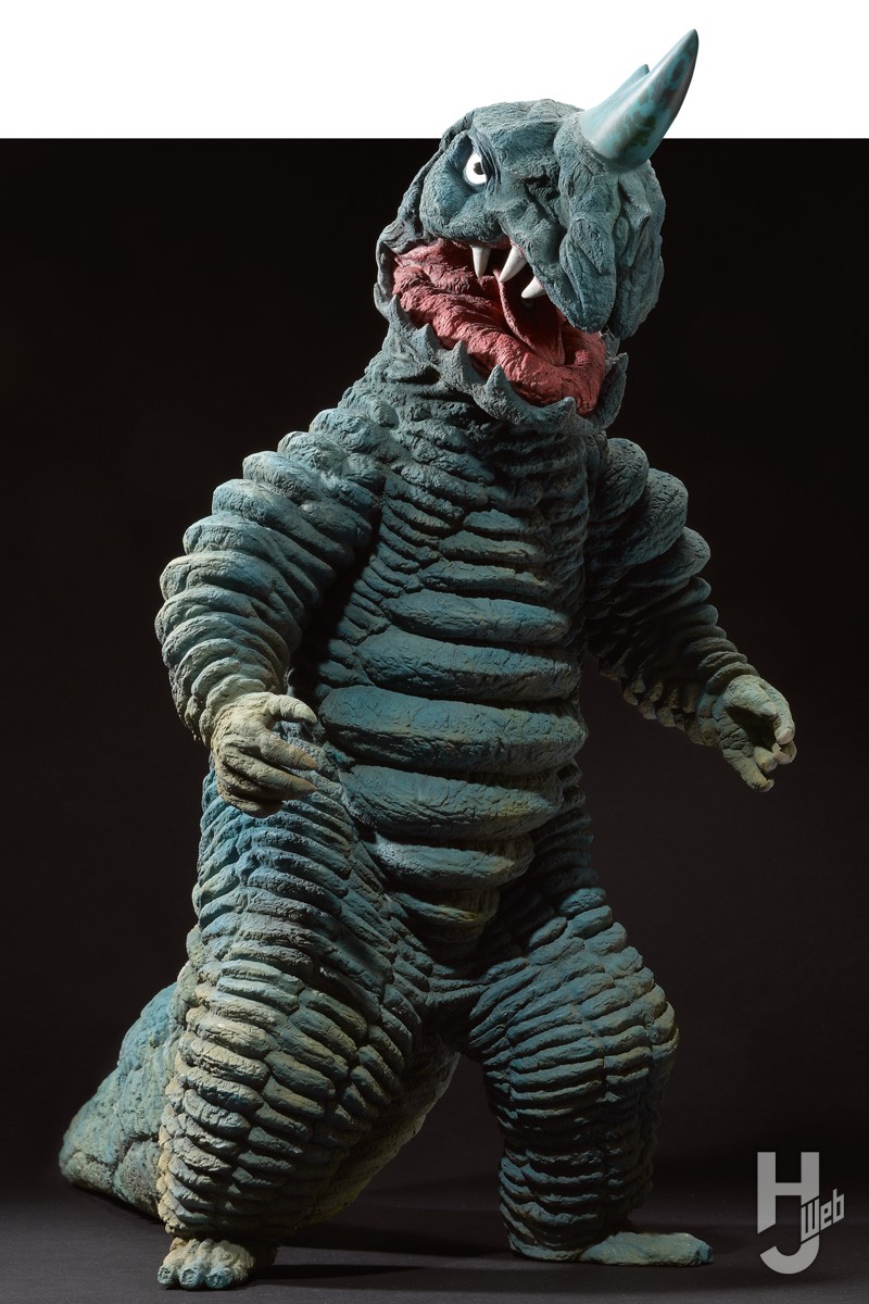 アス工房ウルトラマンシリーズから「赤色火焔怪獣バニラ」がレジン