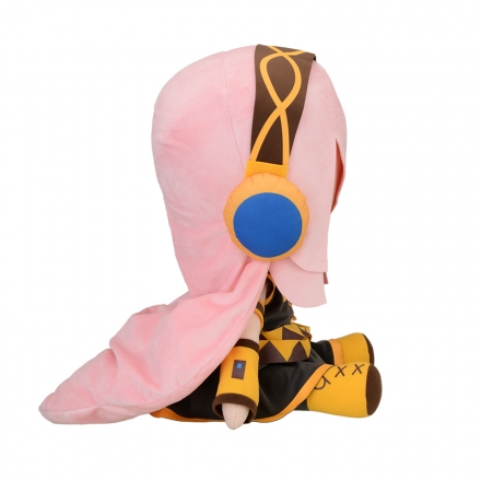 巡音ルカの「ふわぷち どでかジャンボぬいぐるみ」とLLサイズの「初音