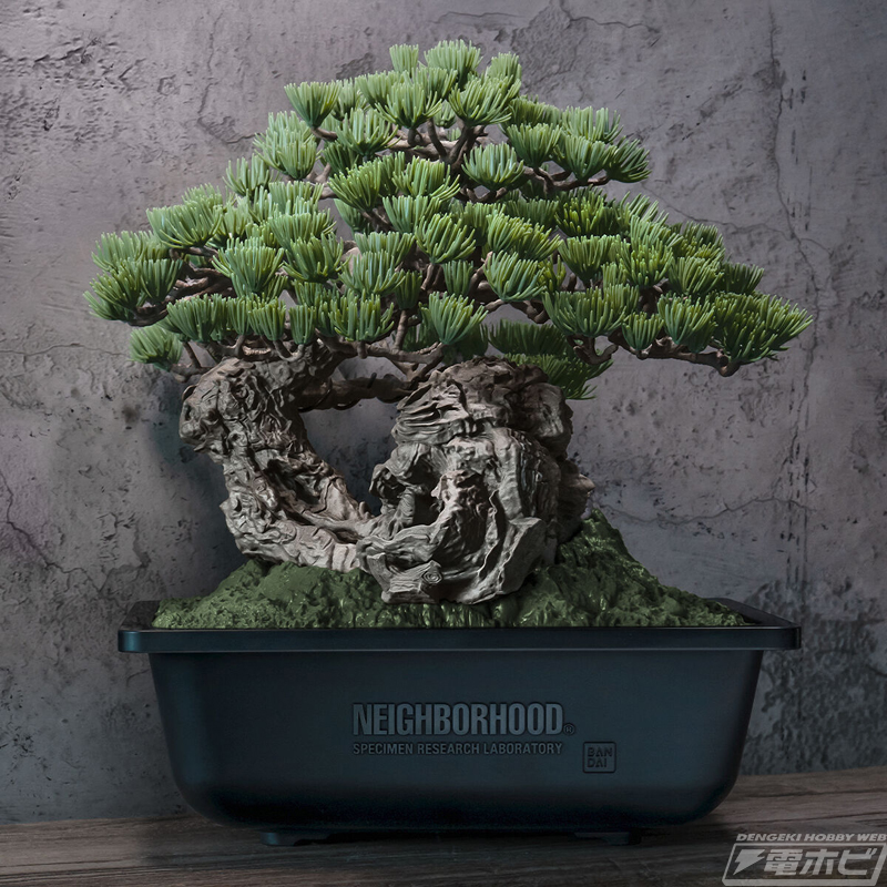 盆栽がBANDAI SPIRITSの最新技術でプラモデル化！バランスを見ながら1