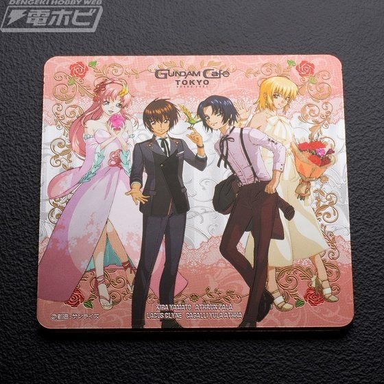 機動戦士ガンダムSEED』グッズと、GUNDAM Café TOKYO BRAND CORE限定